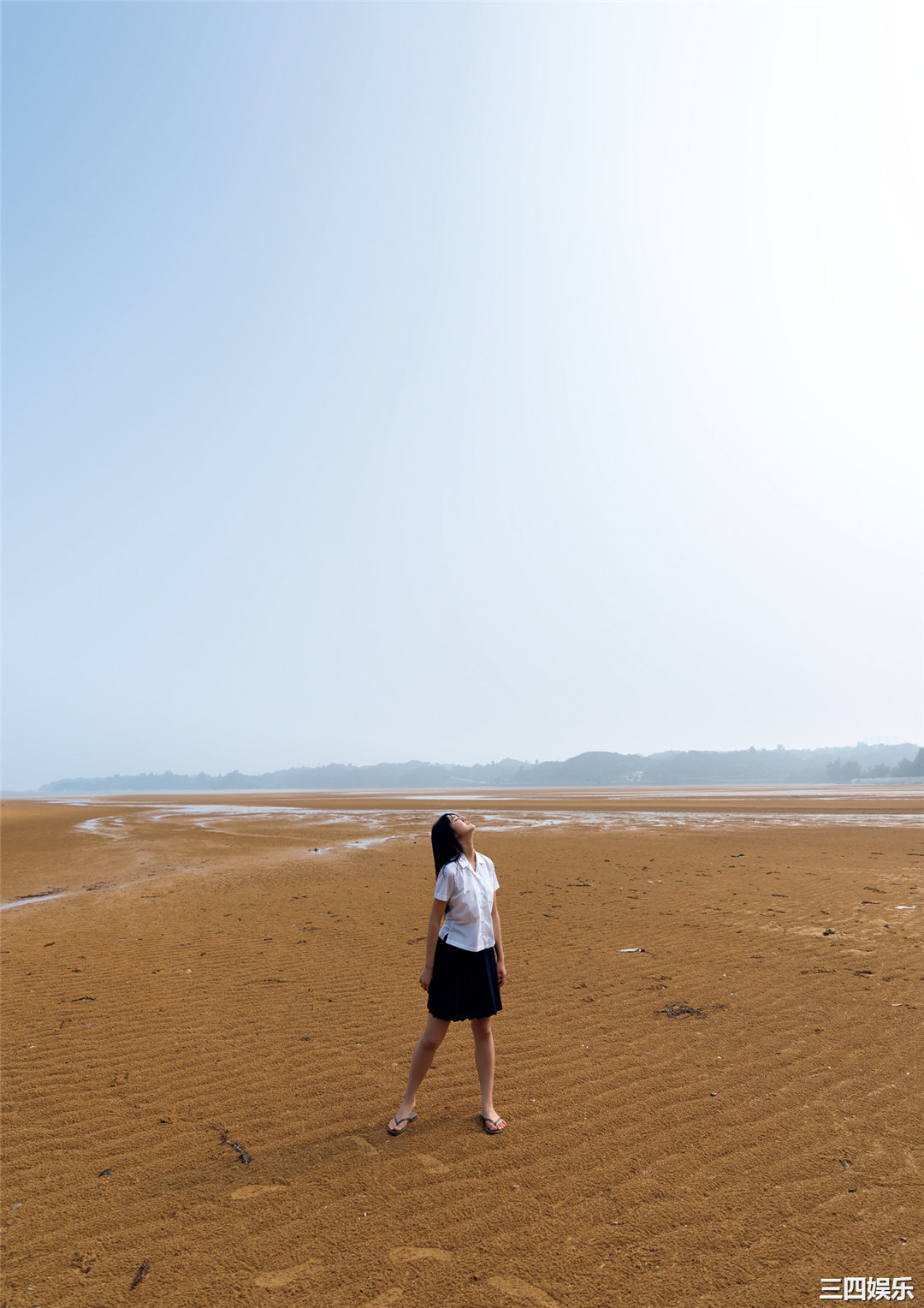 丰田露娜1ST写真集《月－Ｌｕｎａ－》高清全本