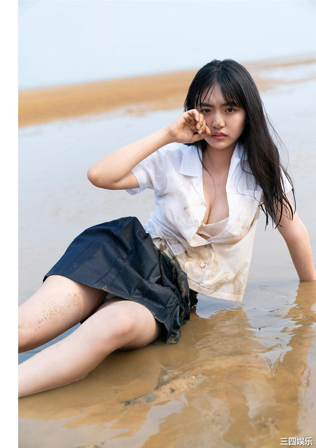 丰田露娜1ST写真集《月－Ｌｕｎａ－》高清全本