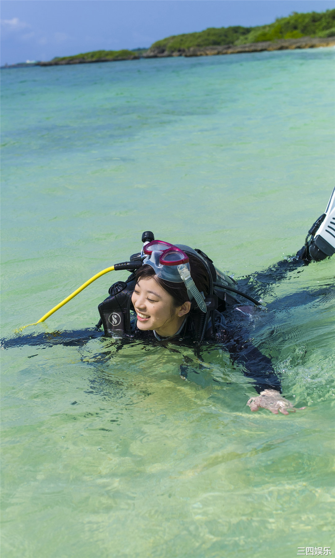 马场富美加写真集《COLORS》高清全本