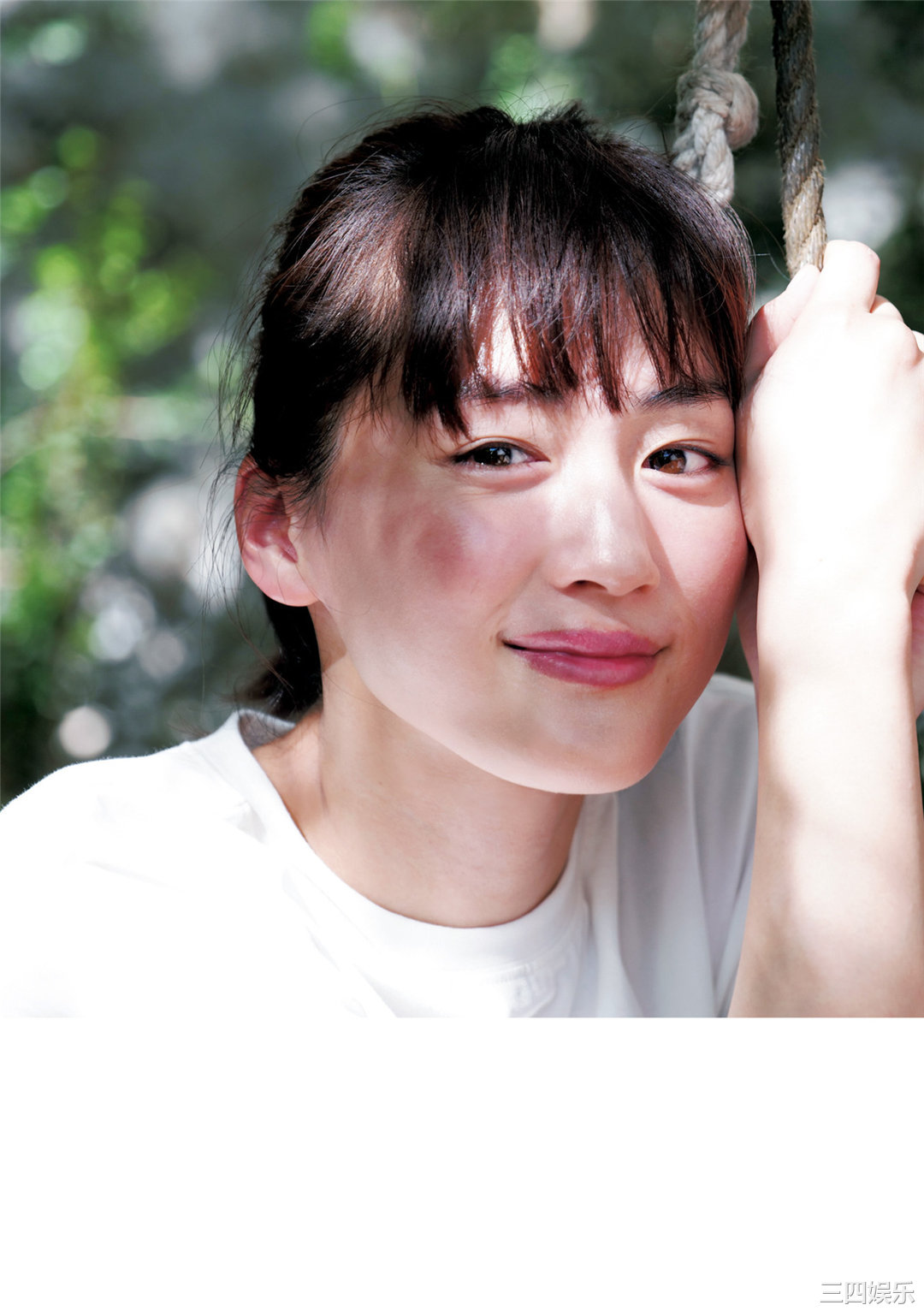 绫濑遥写真集《ハルカノイセカイ０４》高清全本