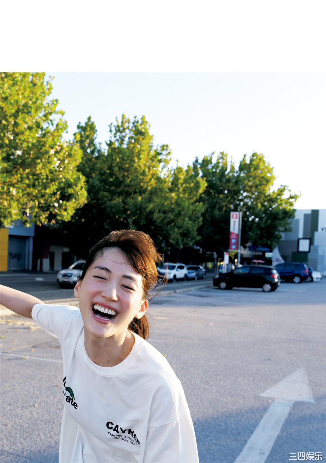 绫濑遥写真集《ハルカノイセカイ０４》高清全本