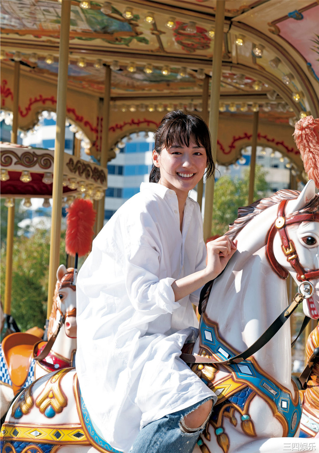 绫濑遥写真集《ハルカノイセカイ０４》高清全本