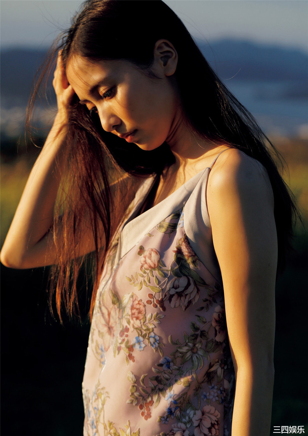 佐野雏子写真集《COLORS》高清全本