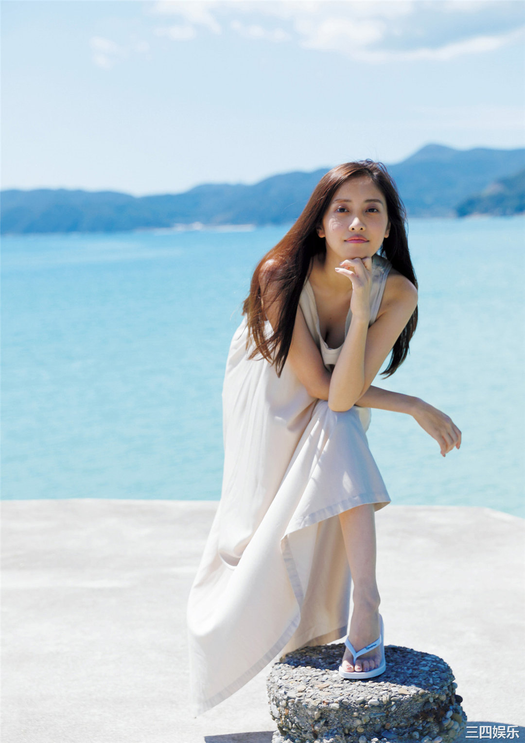 佐野雏子写真集《COLORS》高清全本