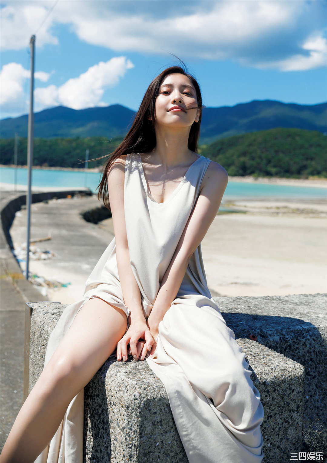 佐野雏子写真集《COLORS》高清全本