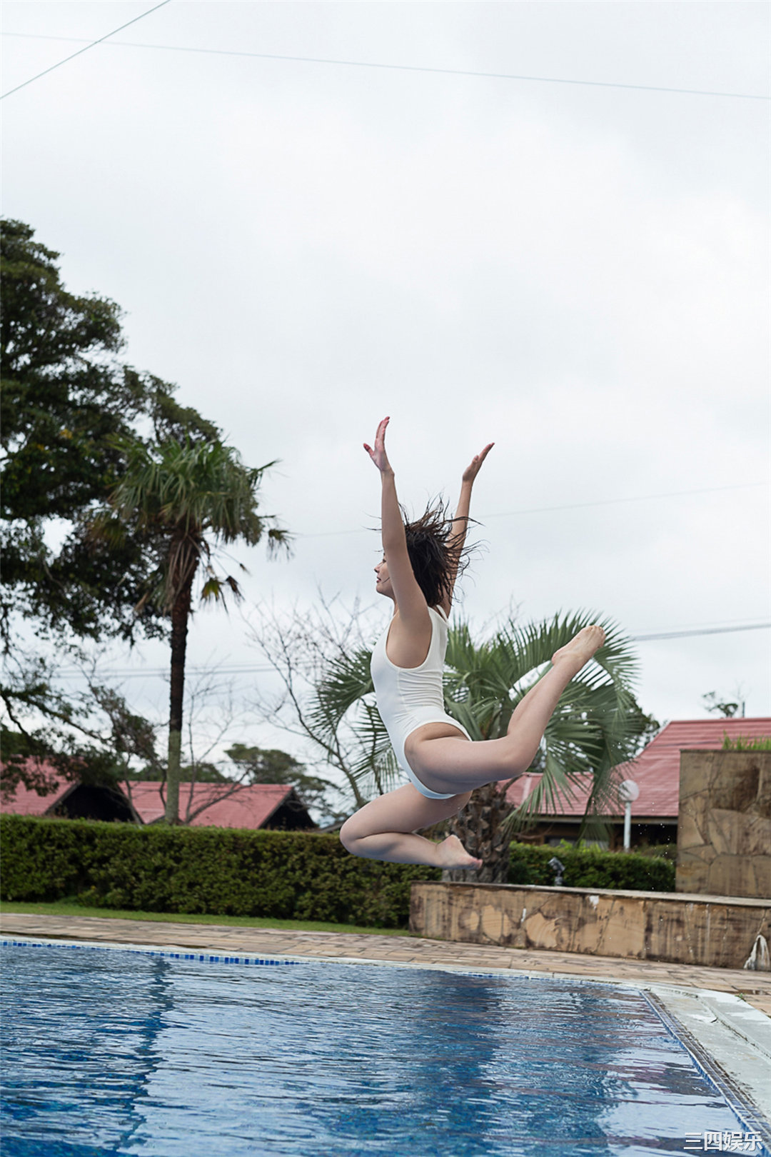 山崎真实写真集《ひとときの恋人》高清全本