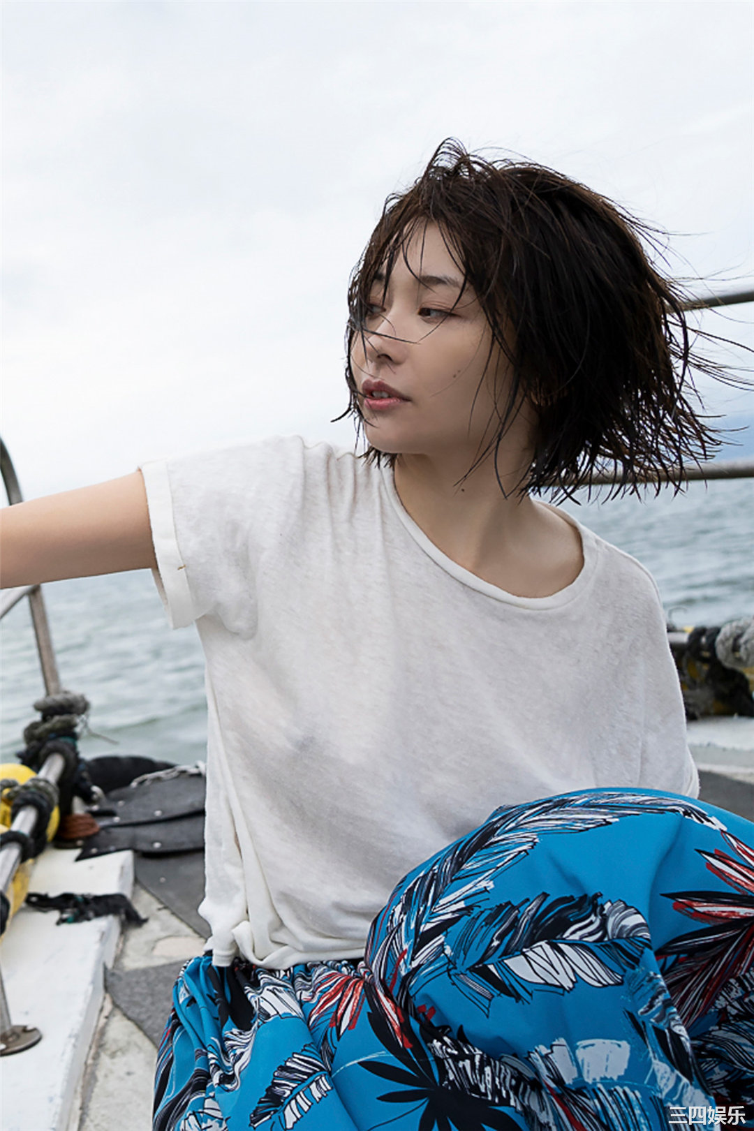 山崎真实写真集《ひとときの恋人》高清全本