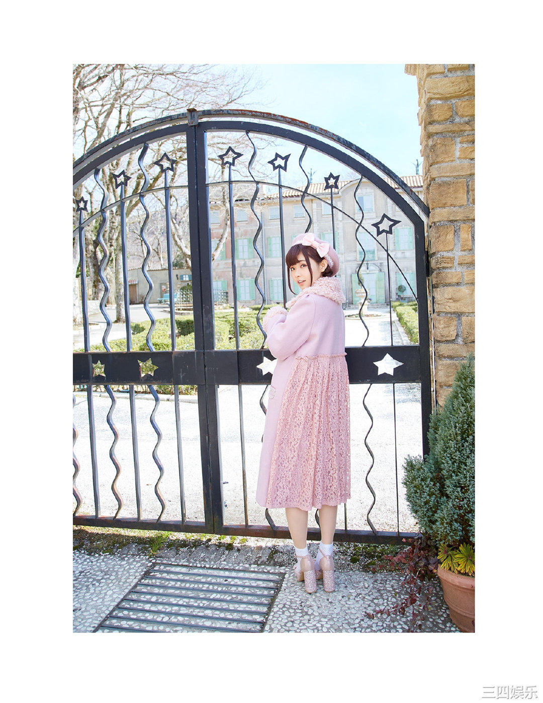 诹访奈奈香1st写真集《Suwa once upon a time》高清全本