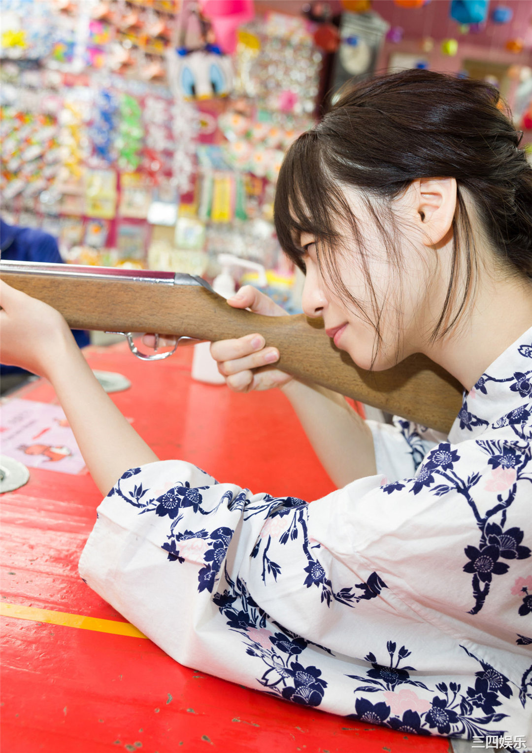 伊织萌写真集《内緒話》高清全本