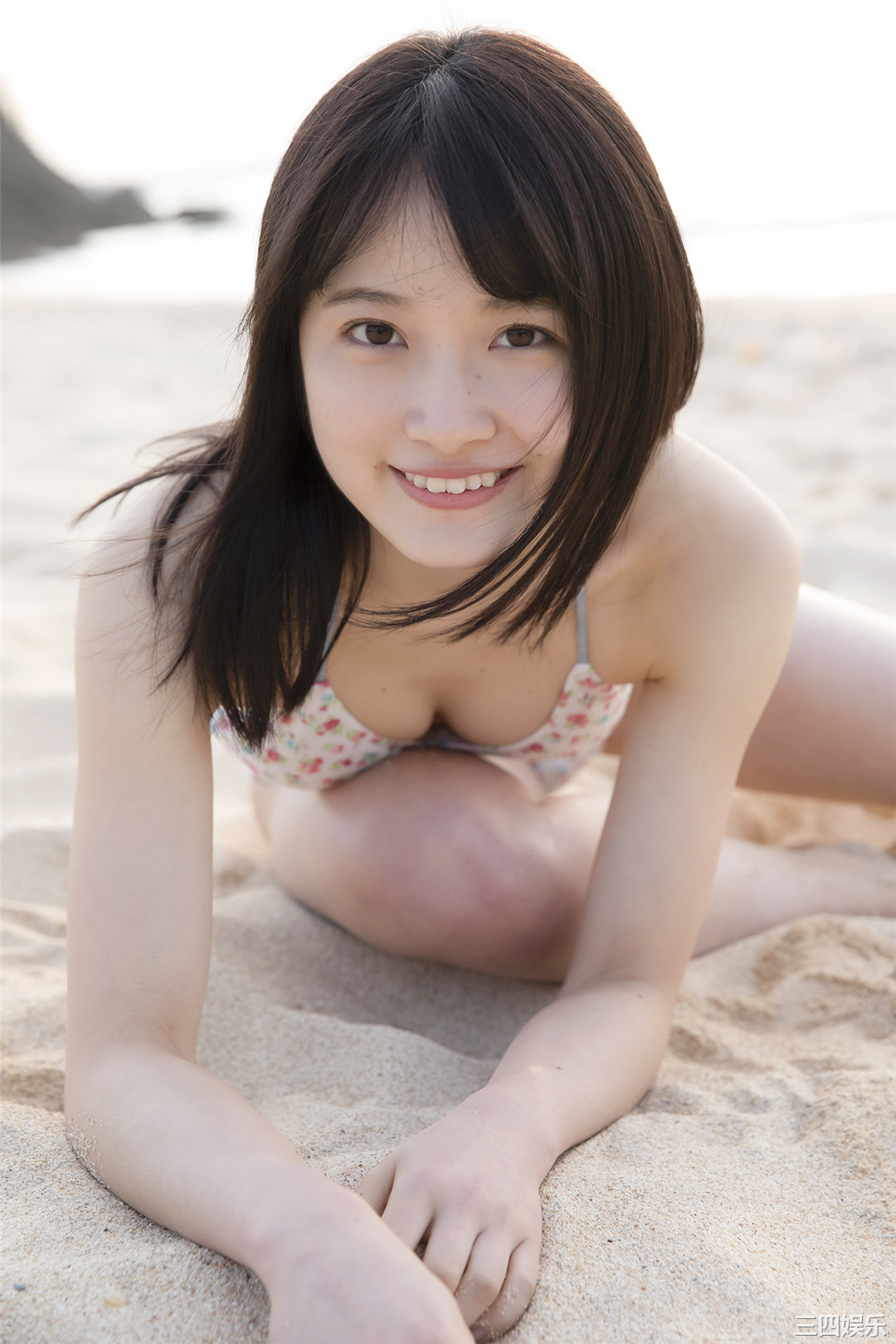 森户知沙希写真集《[Hello! Project Digital Books] Vol.207 Chisaki Morito 森戸知沙希》高清全本