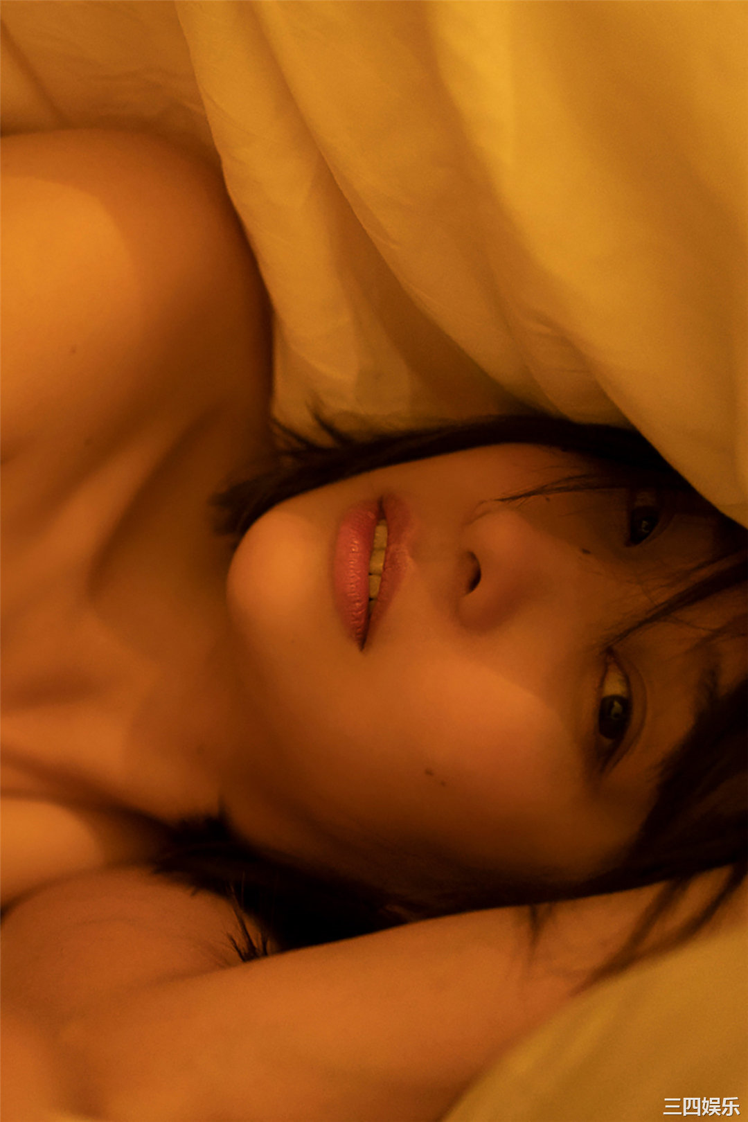 山崎真实写真集《ひとときの恋人》高清全本