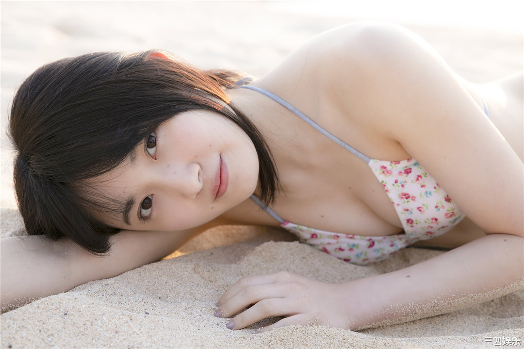 森户知沙希写真集《[Hello! Project Digital Books] Vol.207 Chisaki Morito 森戸知沙希》高清全本