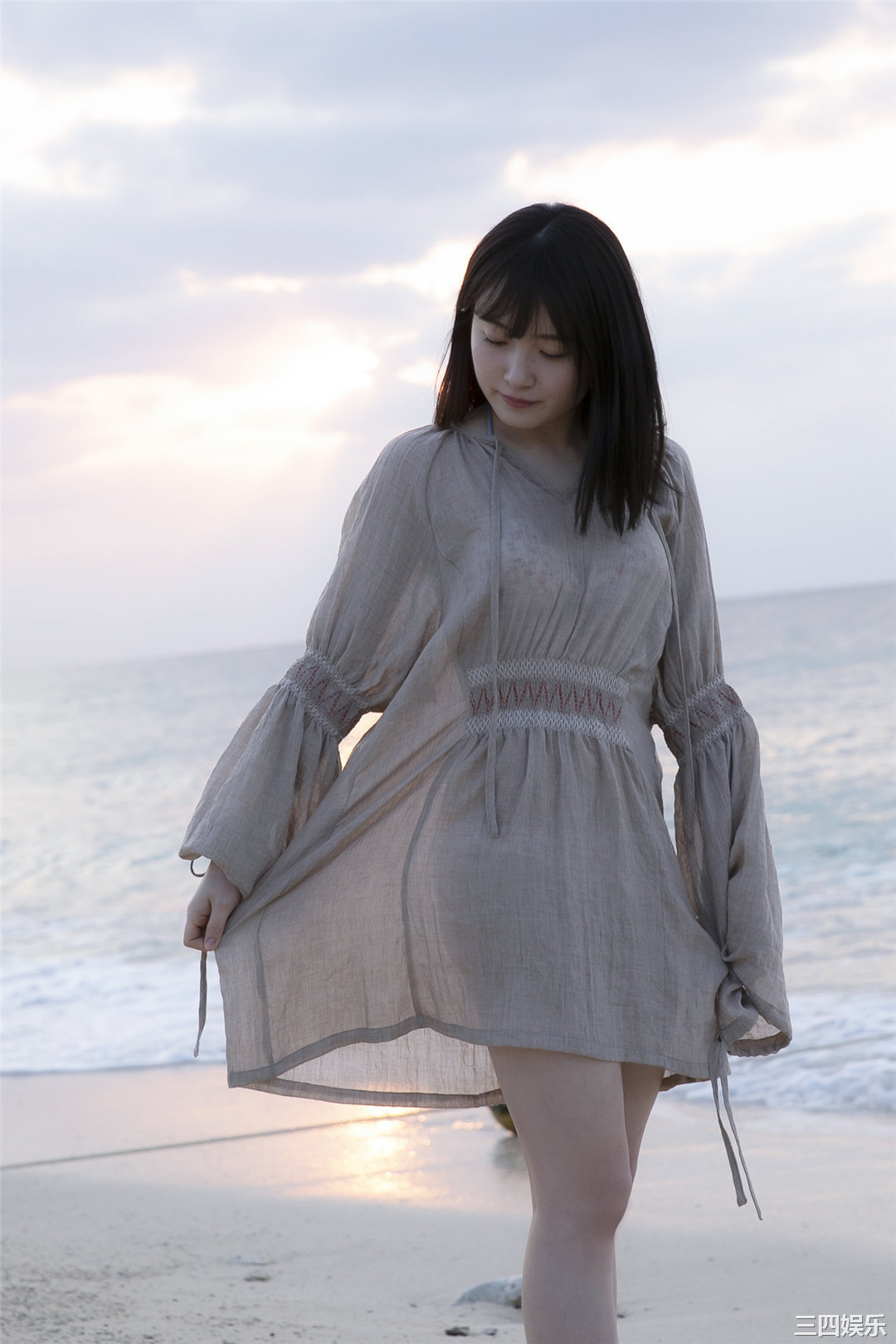 森户知沙希写真集《[Hello! Project Digital Books] Vol.207 Chisaki Morito 森戸知沙希》高清全本