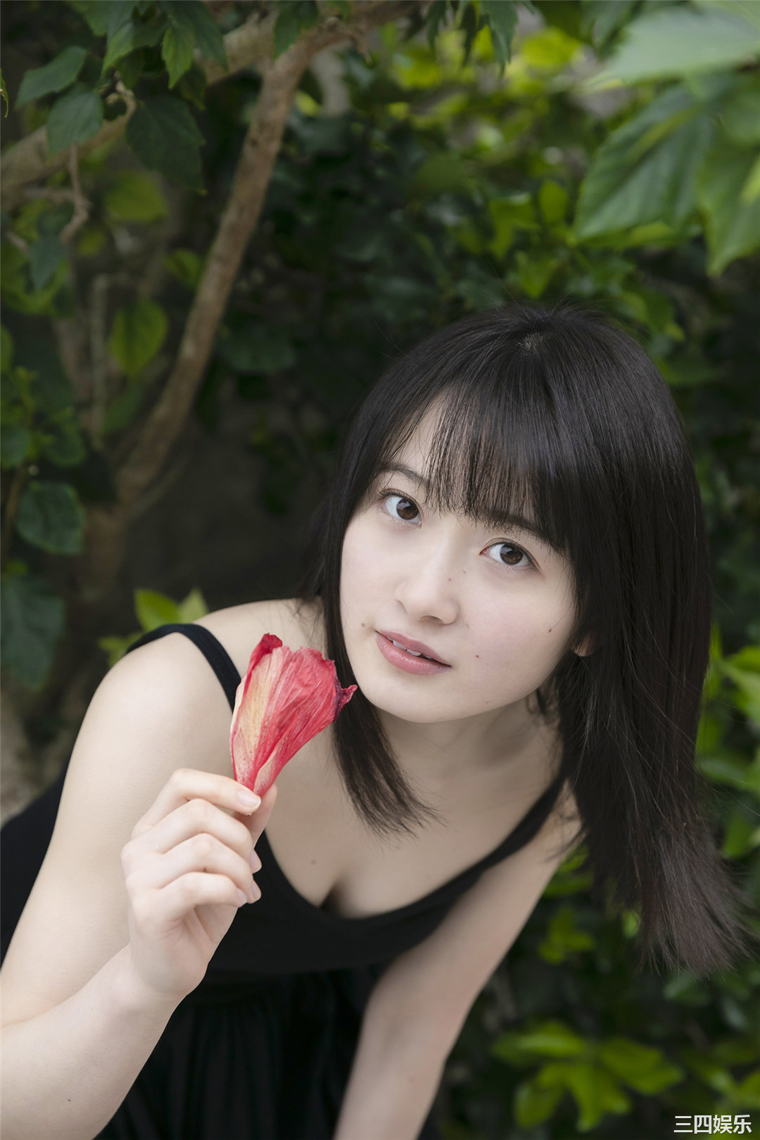 森户知沙希写真集《[Hello! Project Digital Books] Vol.207 Chisaki Morito 森戸知沙希》高清全本
