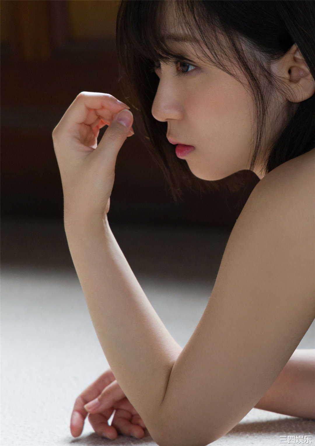 伊织萌写真集《内緒話》高清全本