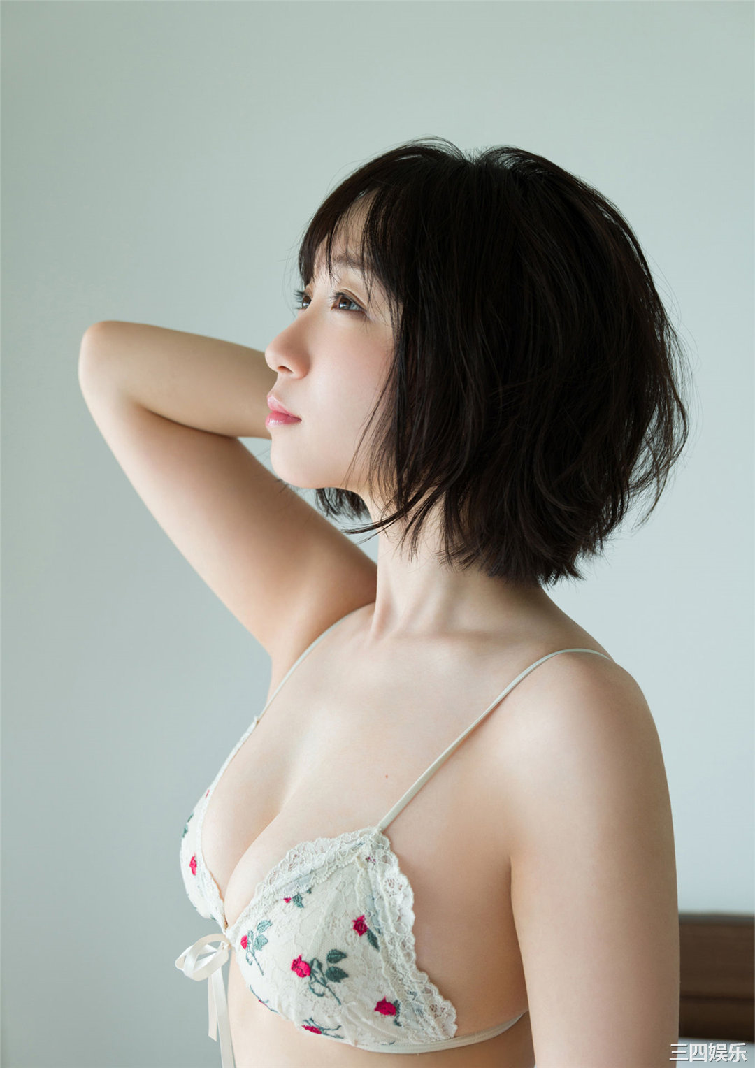 伊织萌写真集《内緒話》高清全本