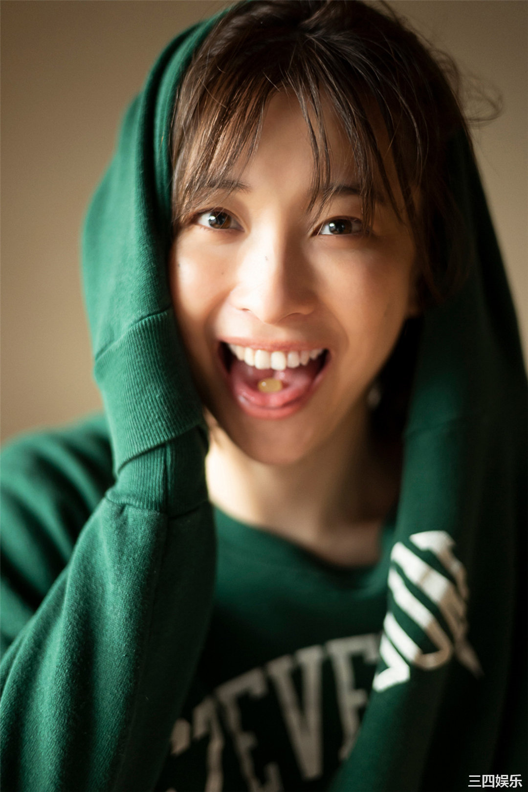 山崎真实写真集《ひとときの恋人》高清全本