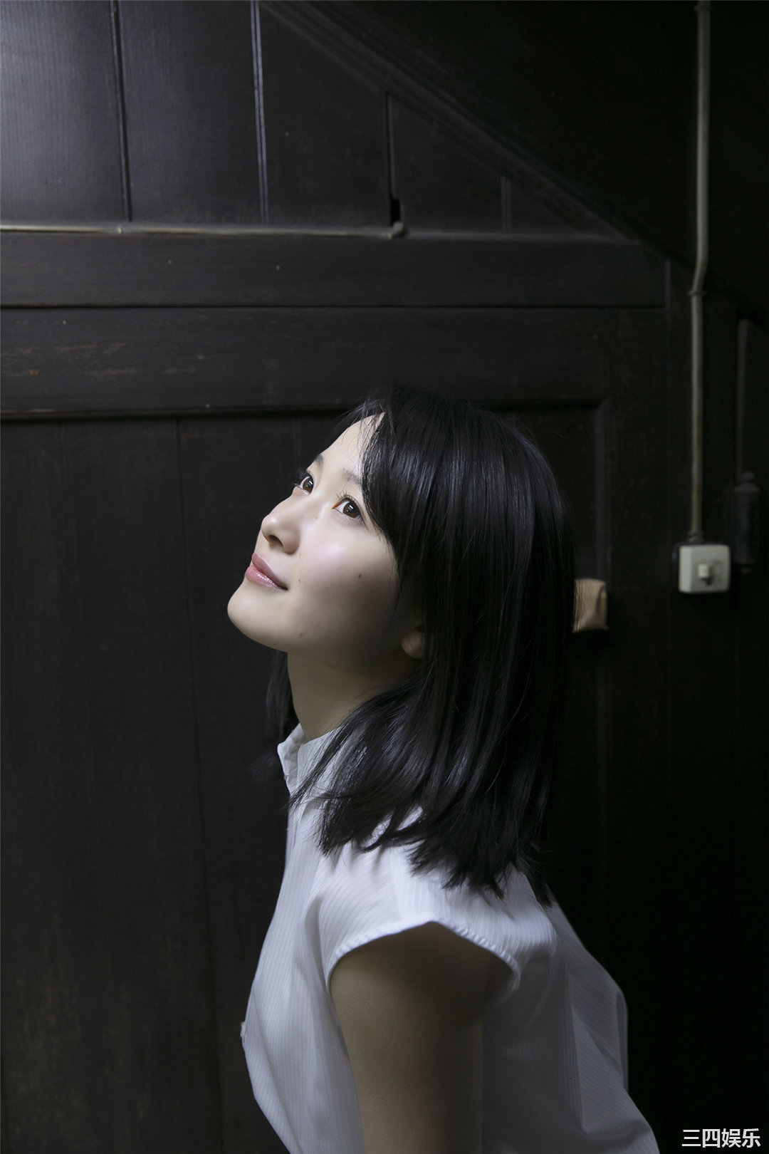 森户知沙希写真集《[Hello! Project Digital Books] Vol.207 Chisaki Morito 森戸知沙希》高清全本