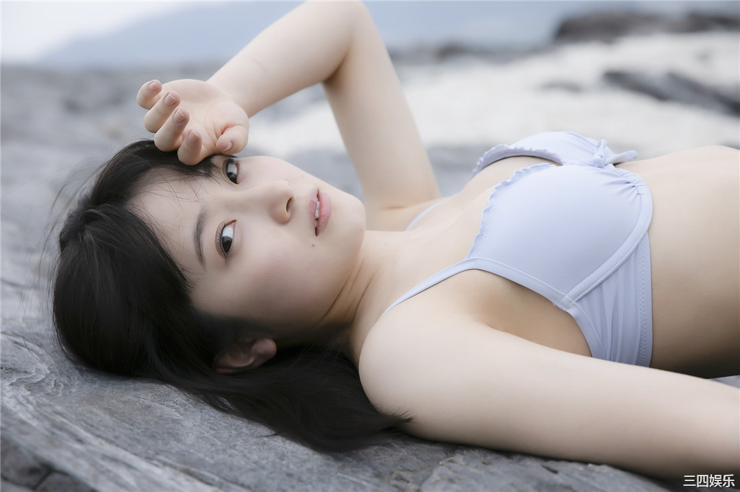 森户知沙希写真集《[Hello! Project Digital Books] Vol.207 Chisaki Morito 森戸知沙希》高清全本