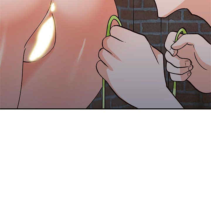 小镇上的女人们/她们的小秘密