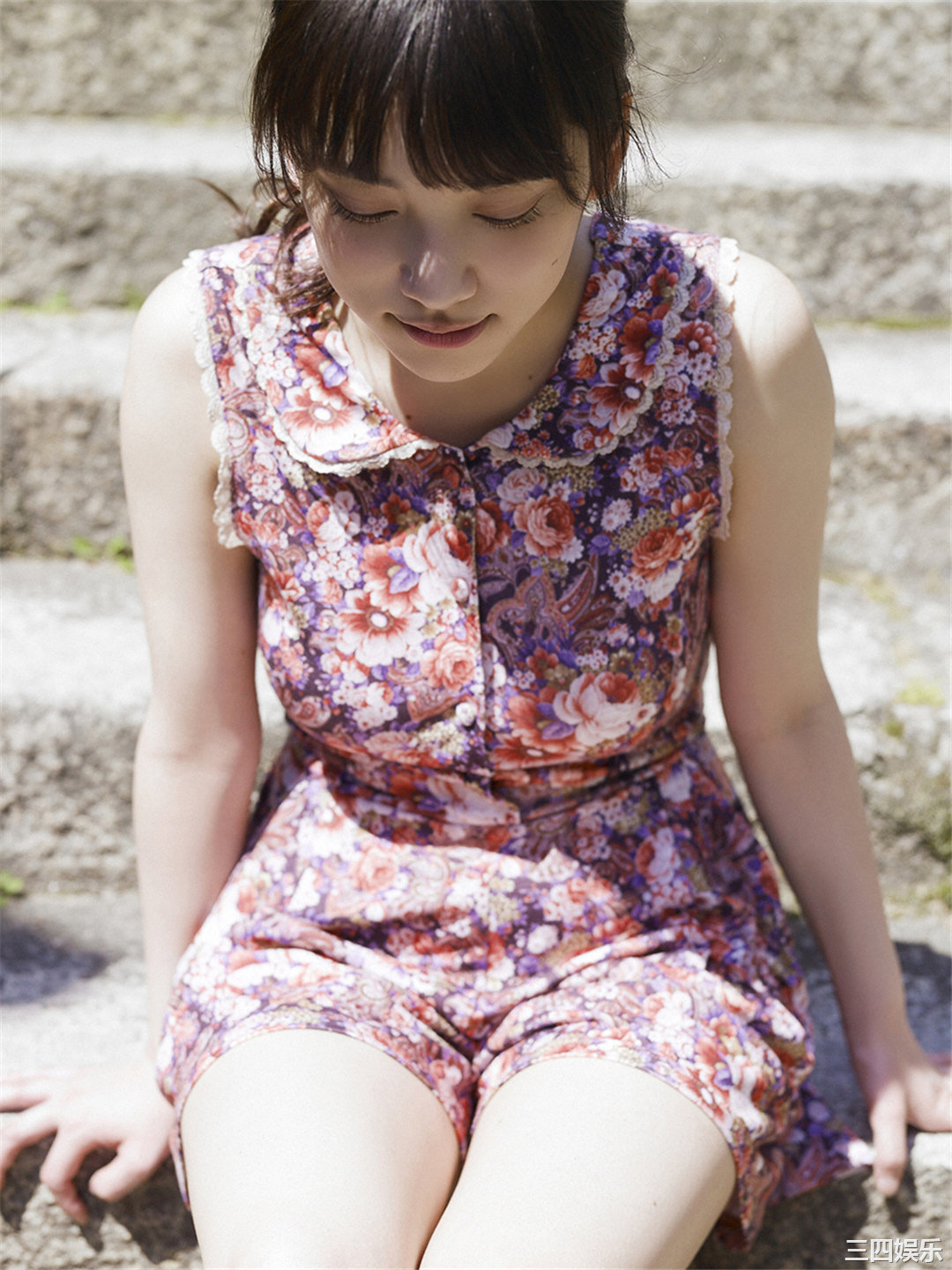 都丸纱也华写真集《[WPB-net] No.184 夏の扉をあけて》高清全本