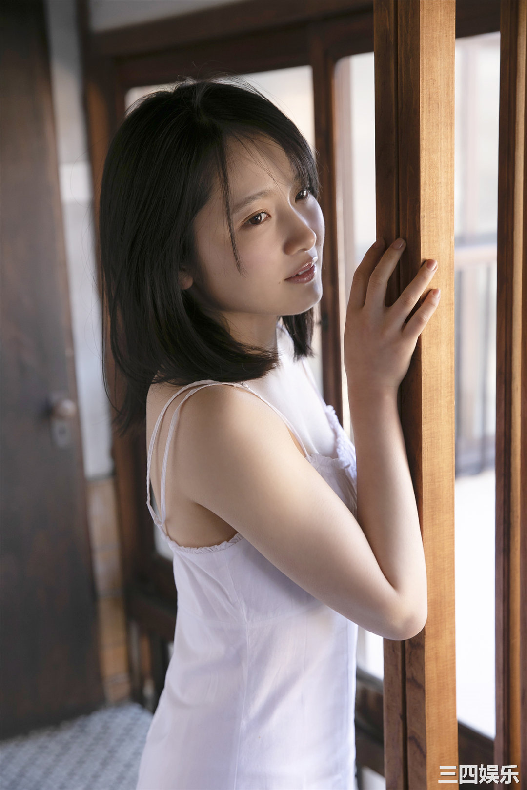 森户知沙希写真集《[Hello! Project Digital Books] Vol.206》高清全本