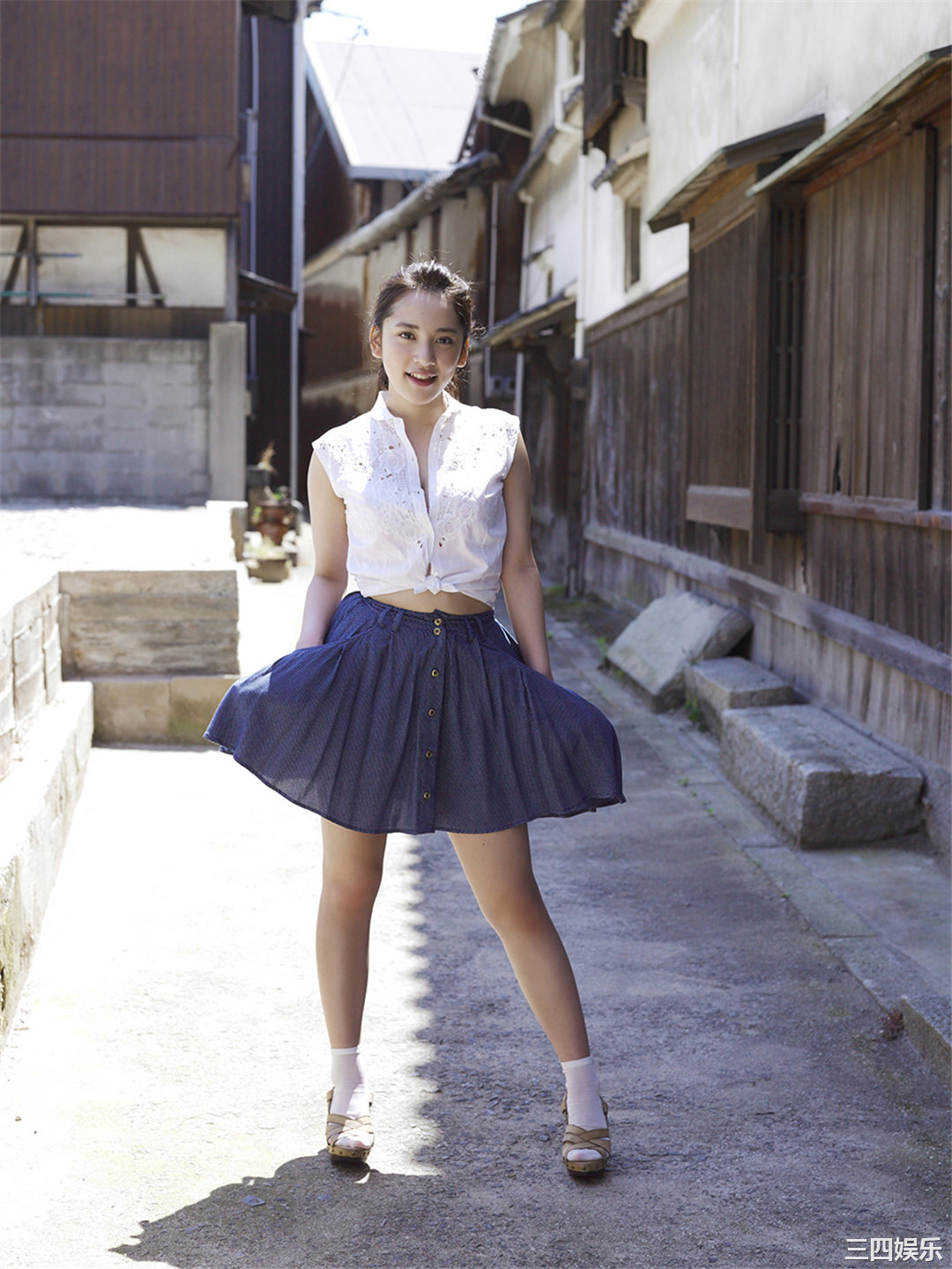 都丸纱也华写真集《[WPB-net] No.184 夏の扉をあけて》高清全本