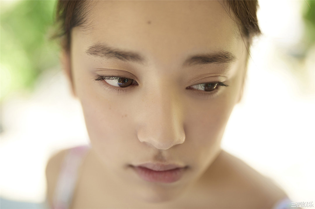 都丸纱也华写真集《[WPB-net] No.184 夏の扉をあけて》高清全本