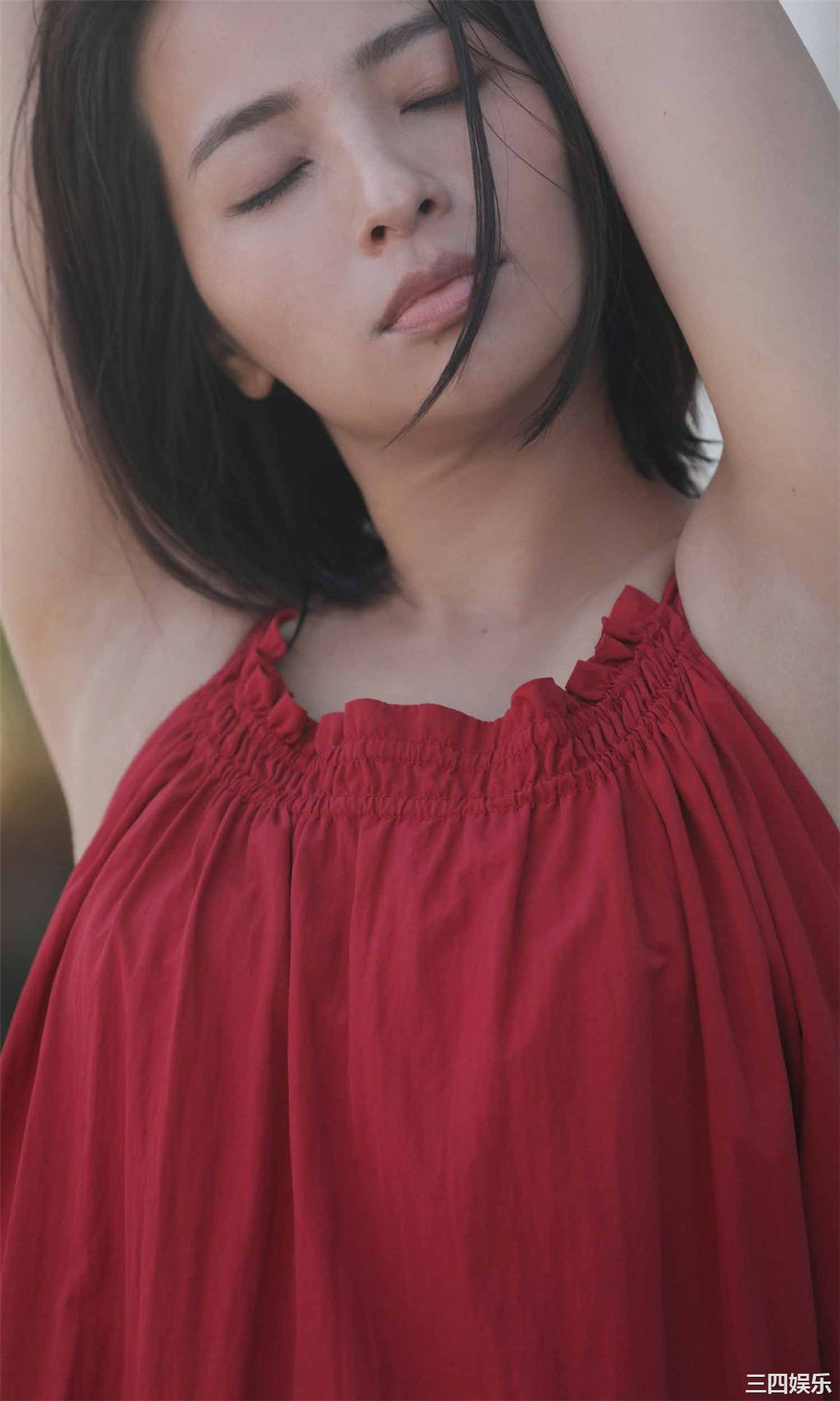 水崎绫女写真集《最後の恋》普清全本