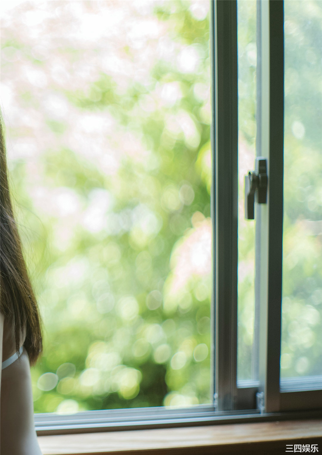 丰田露娜写真集《想わば、ゆえに君の町まで。》高清全本