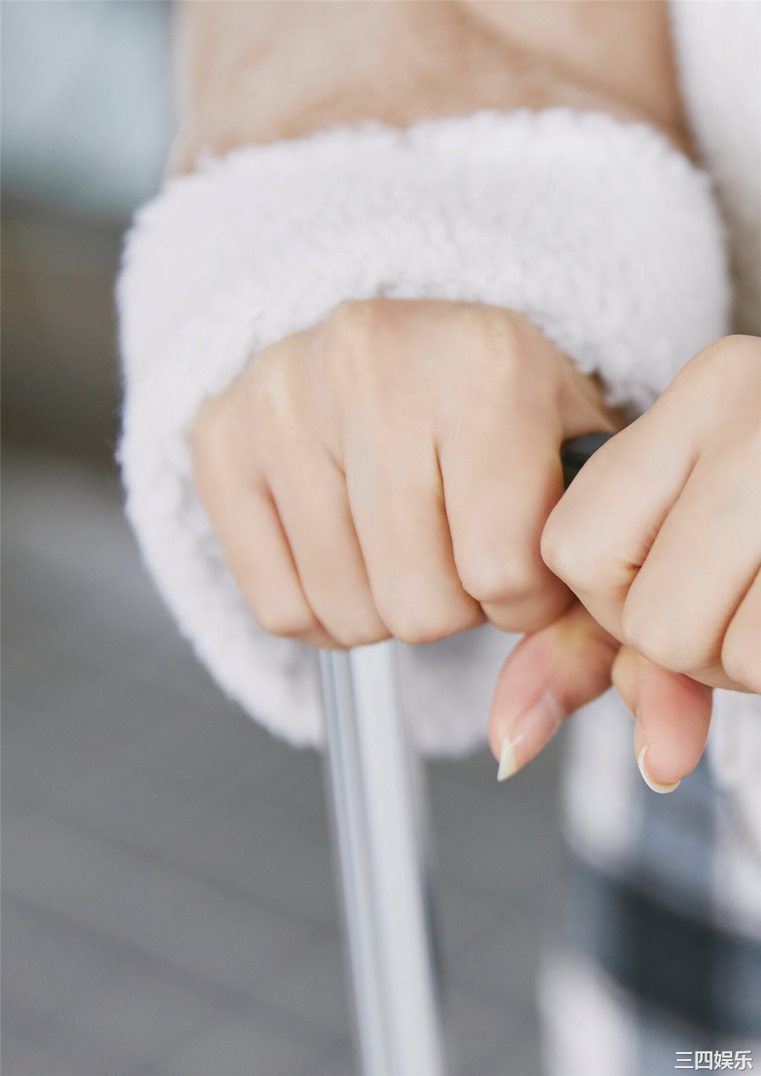 吉田莉樱写真集《気づいたら、恋。》高清全本