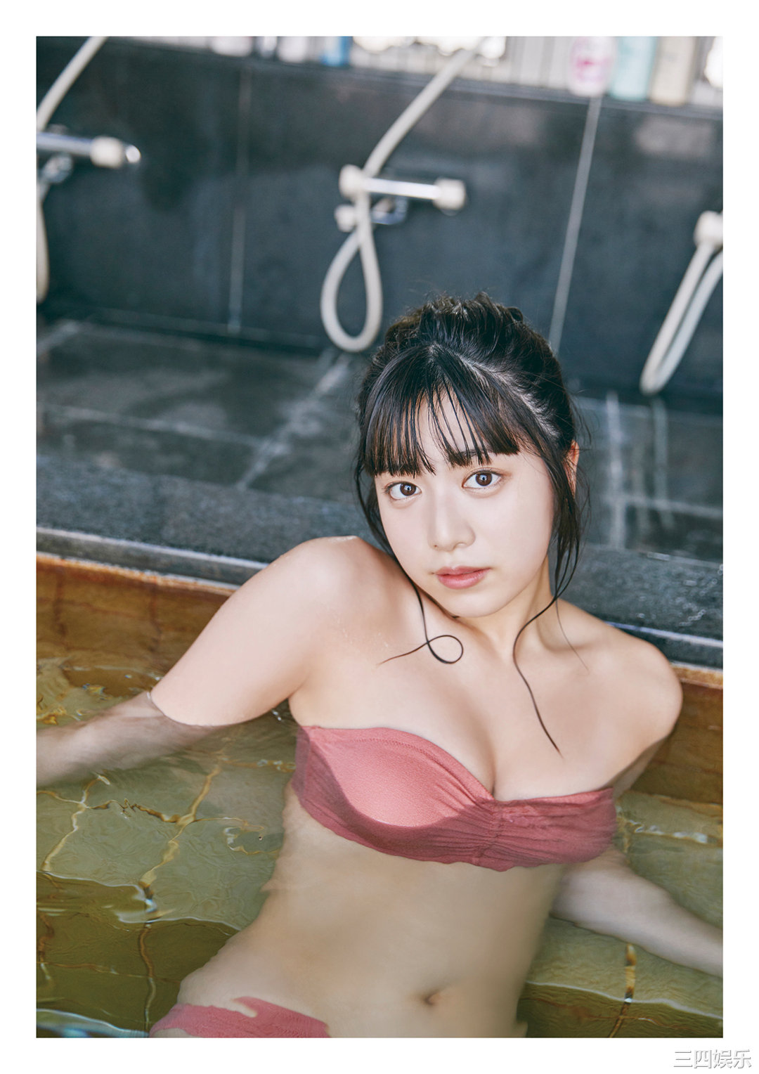吉田莉樱写真集《気づいたら、恋。》高清全本