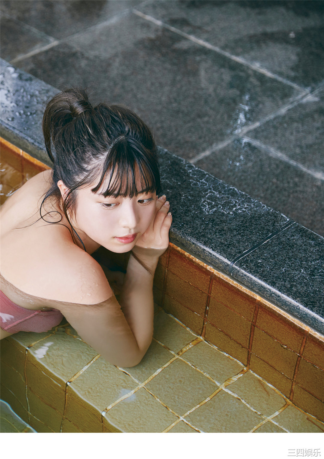 吉田莉樱写真集《気づいたら、恋。》高清全本