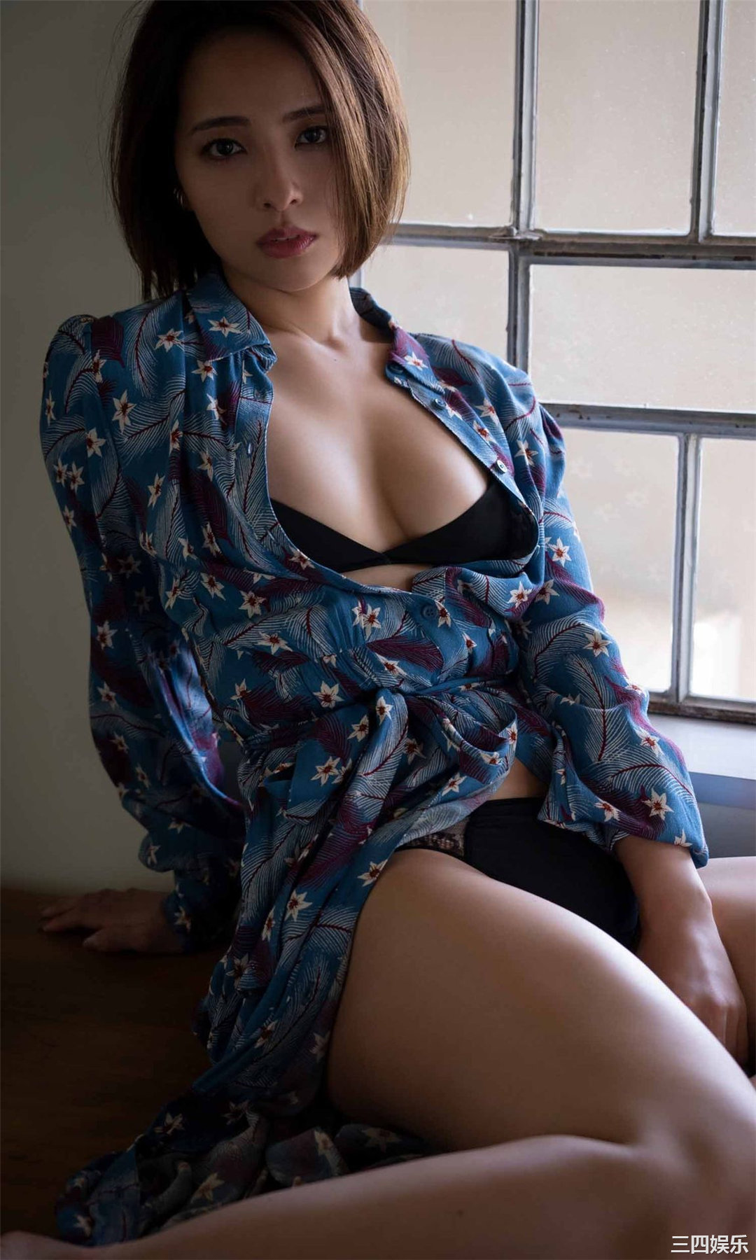 水崎绫女写真集《恋慕る》普清全本