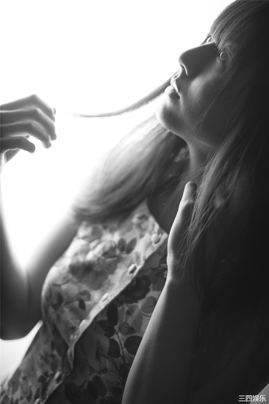 杉本有美写真集《杉本有美×松田忠雄 yumi-mono-chrome》高清全本