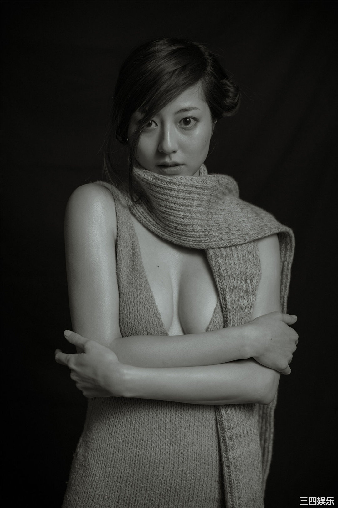 杉本有美写真集《杉本有美×松田忠雄 yumi-mono-chrome》高清全本