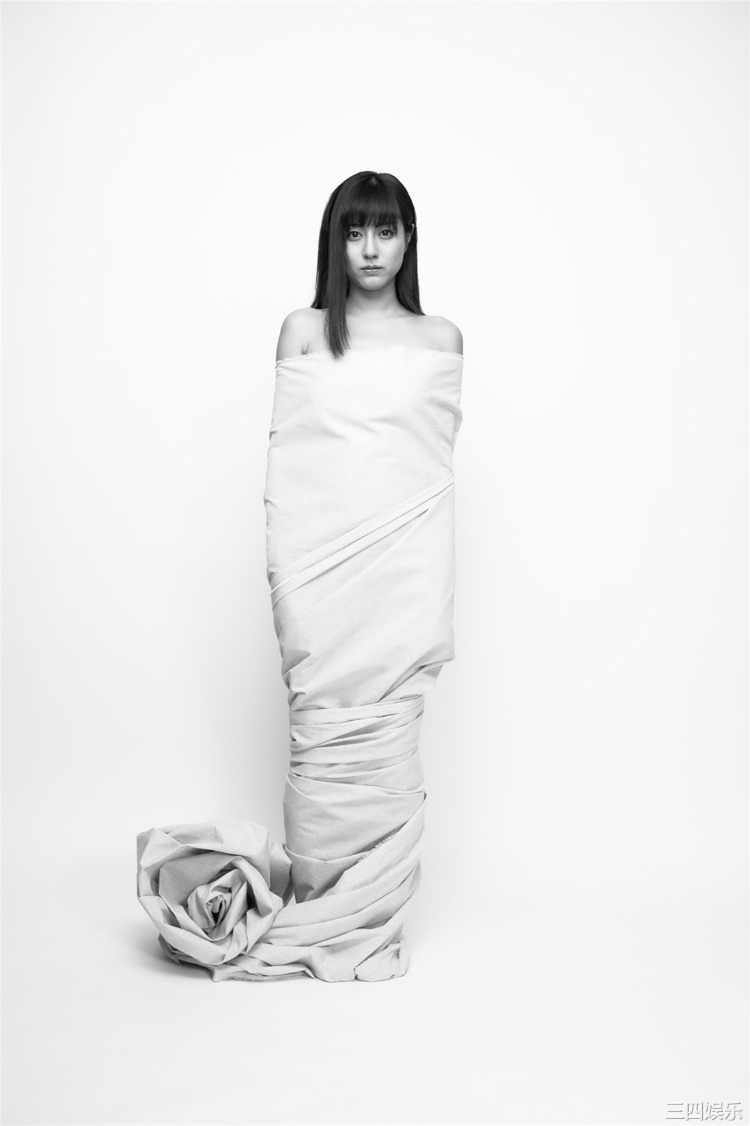 杉本有美写真集《杉本有美×松田忠雄 yumi-mono-chrome》高清全本