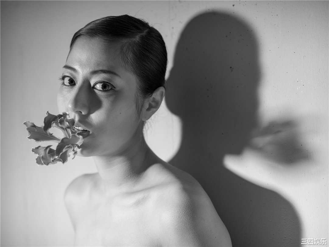 杉本有美写真集《杉本有美×松田忠雄 yumi-mono-chrome》高清全本