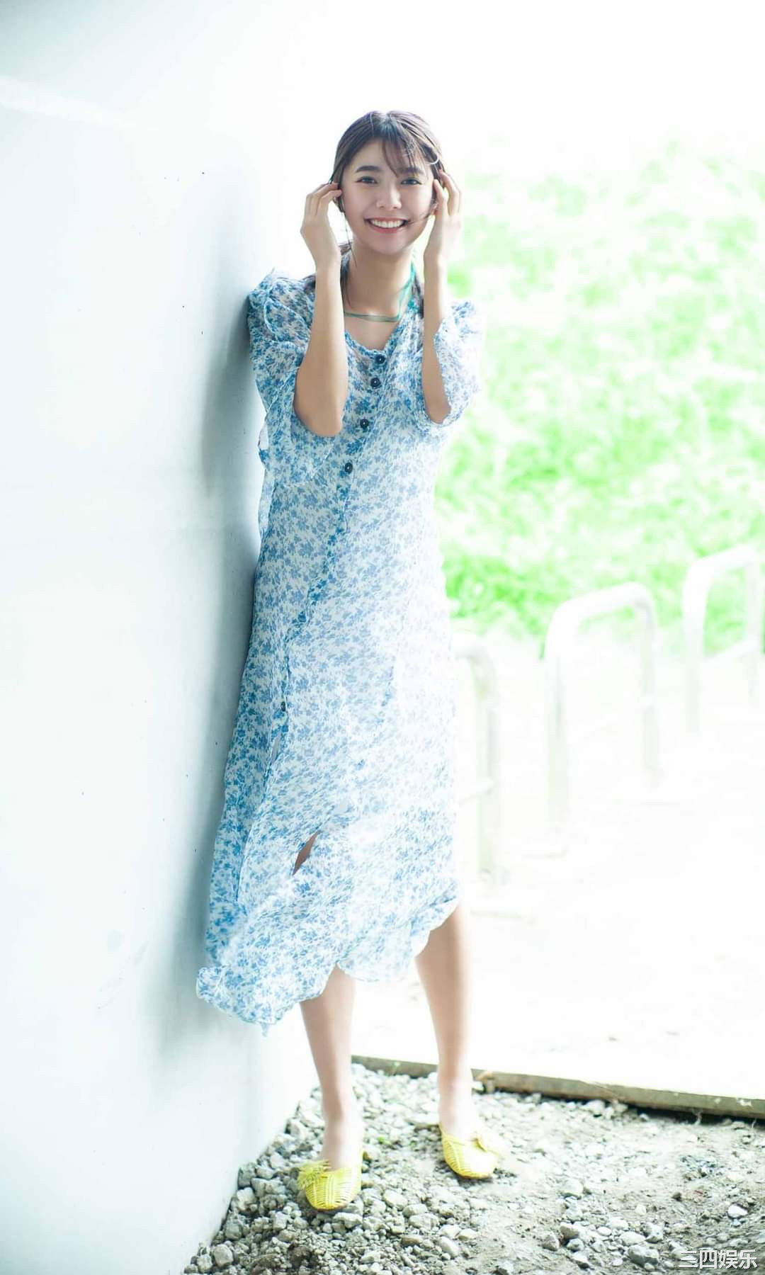 川津明日香写真集《高く、美しく。》普清全本