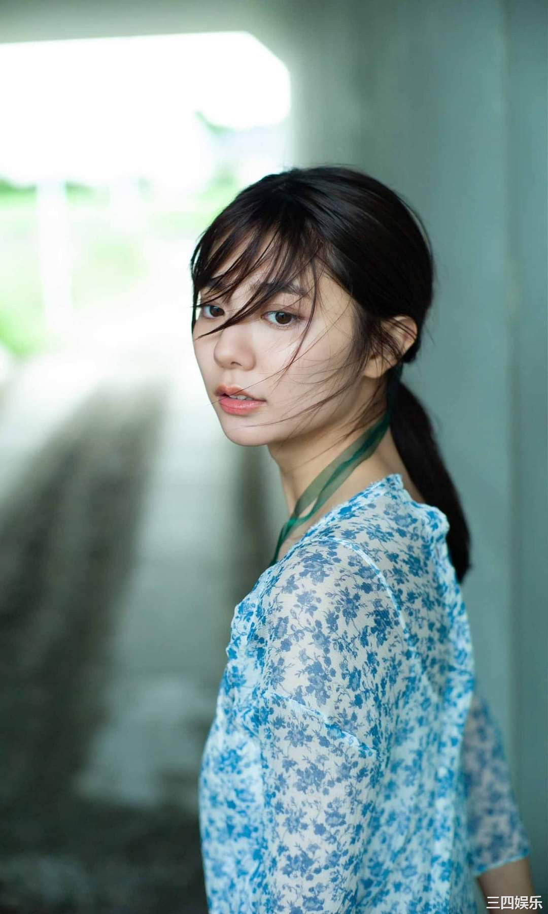 川津明日香写真集《高く、美しく。》普清全本