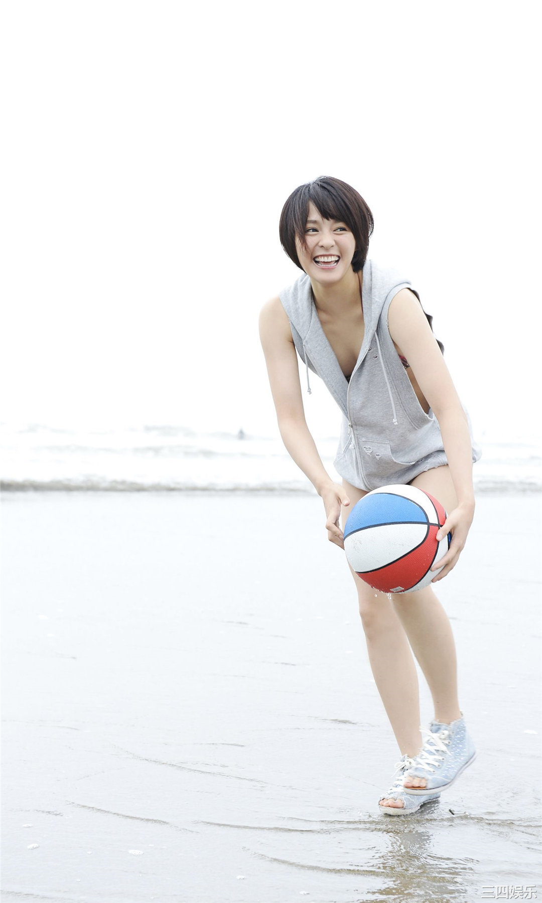 水崎绫女写真集《恋慕る》普清全本