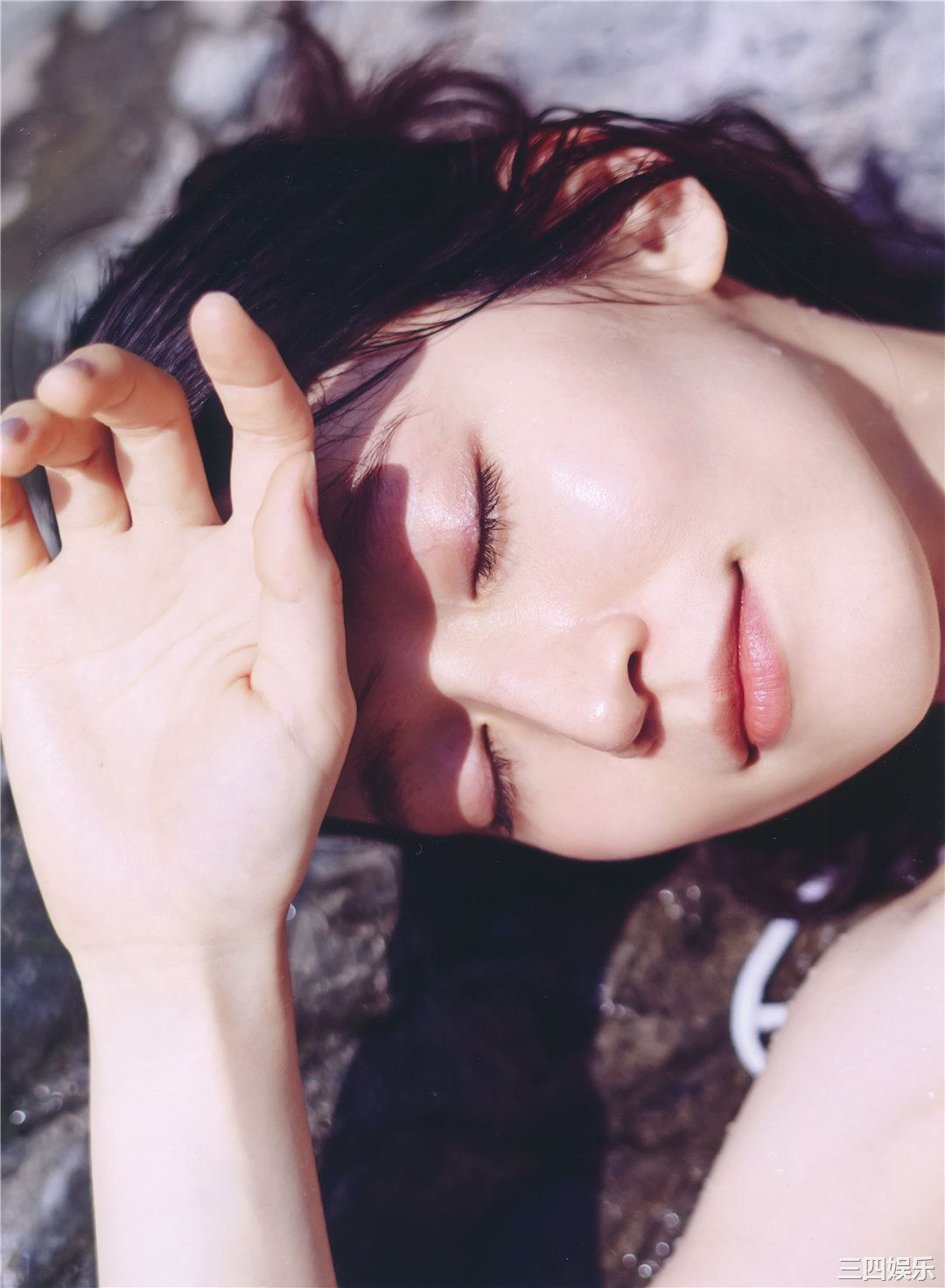 吉冈里帆写真集《里帆採取》高清全本