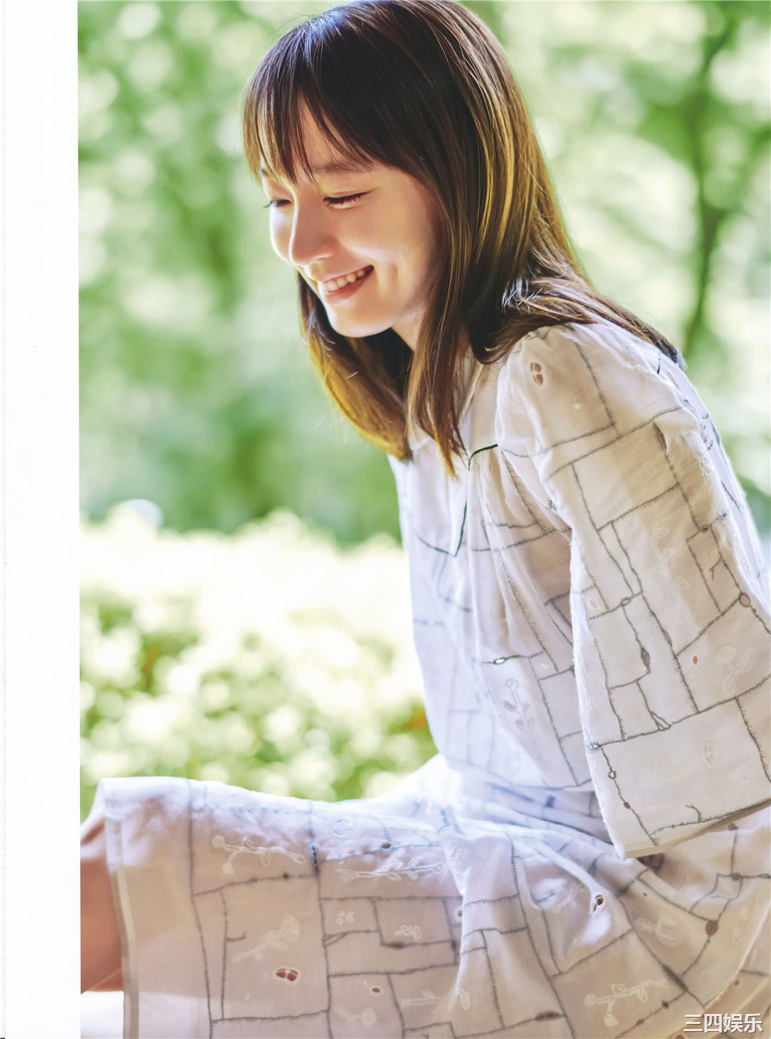 吉冈里帆写真集《里帆採取》高清全本