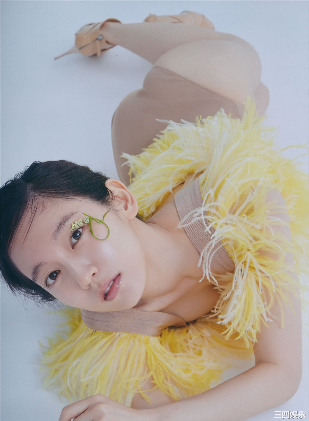 吉冈里帆写真集《里帆採取》高清全本