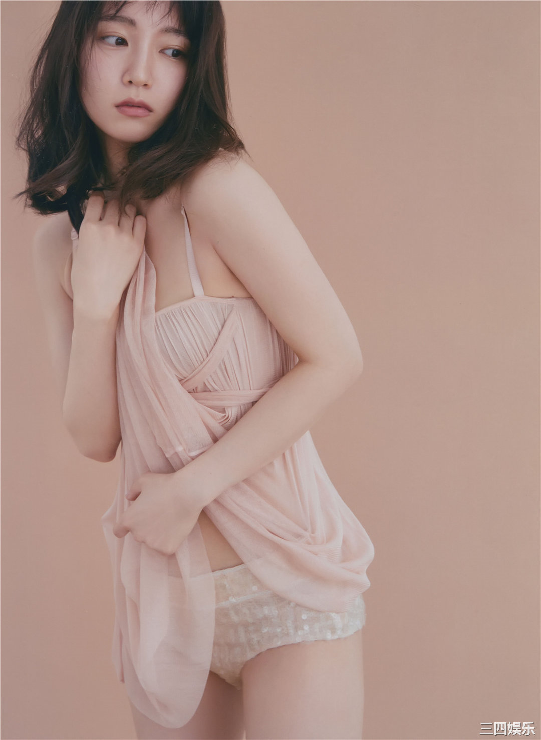 吉冈里帆写真集《里帆採取》高清全本