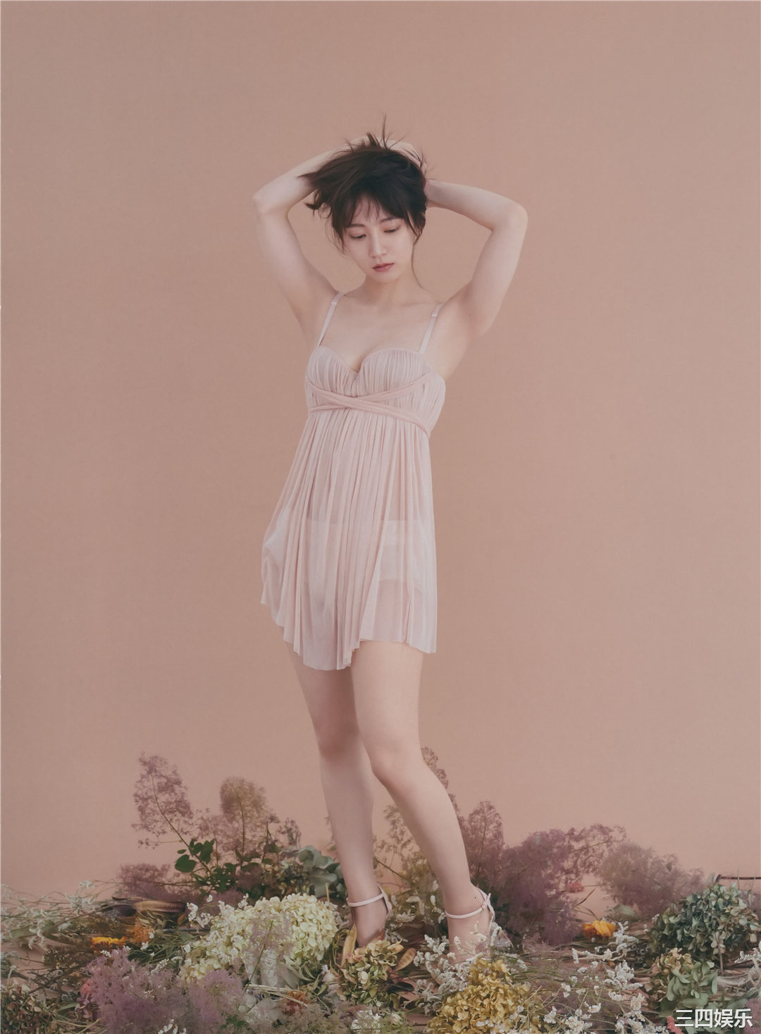 吉冈里帆写真集《里帆採取》高清全本