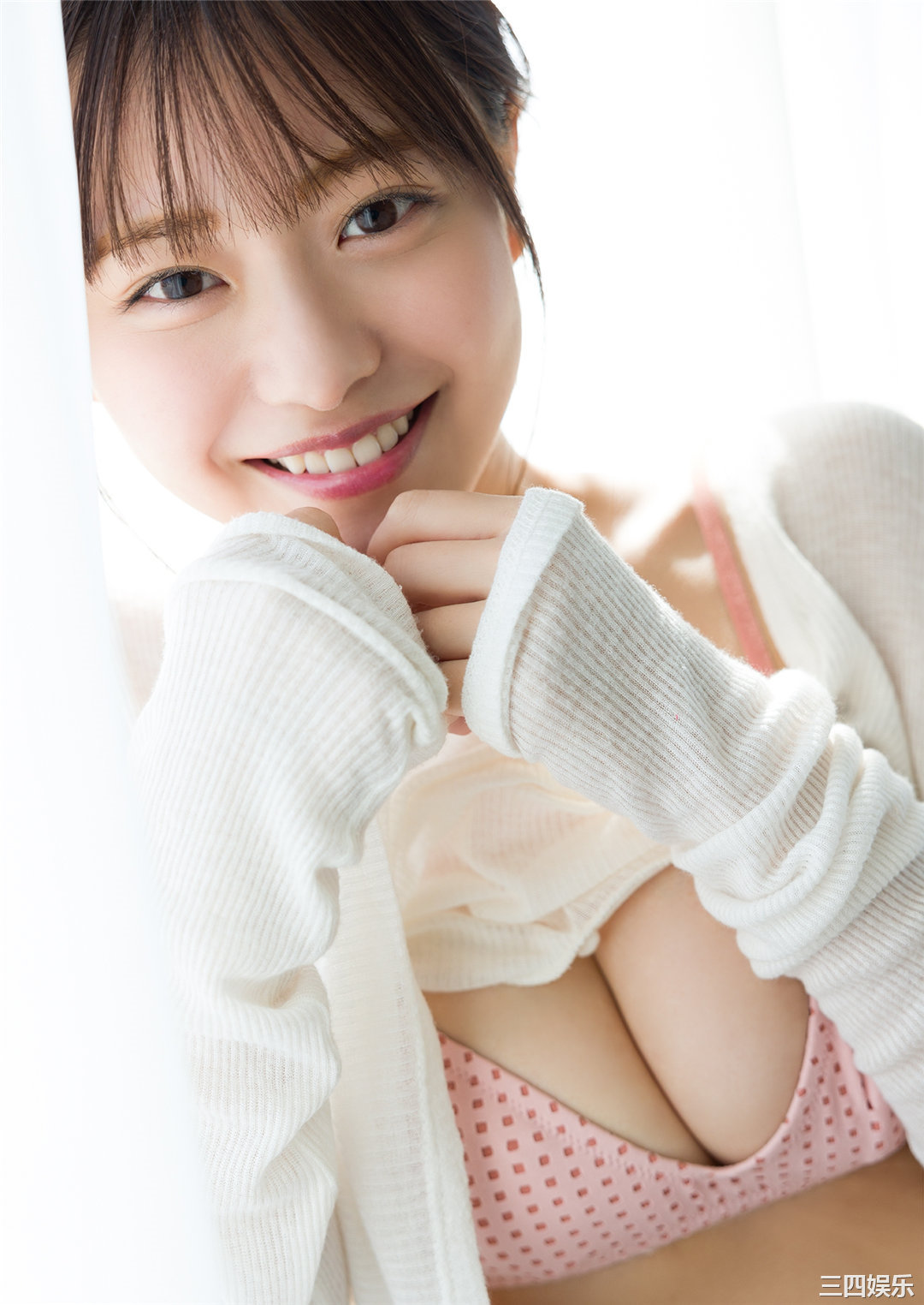 浅仓唯写真集《イツザイ。完全アナザーカットver.》高清全本