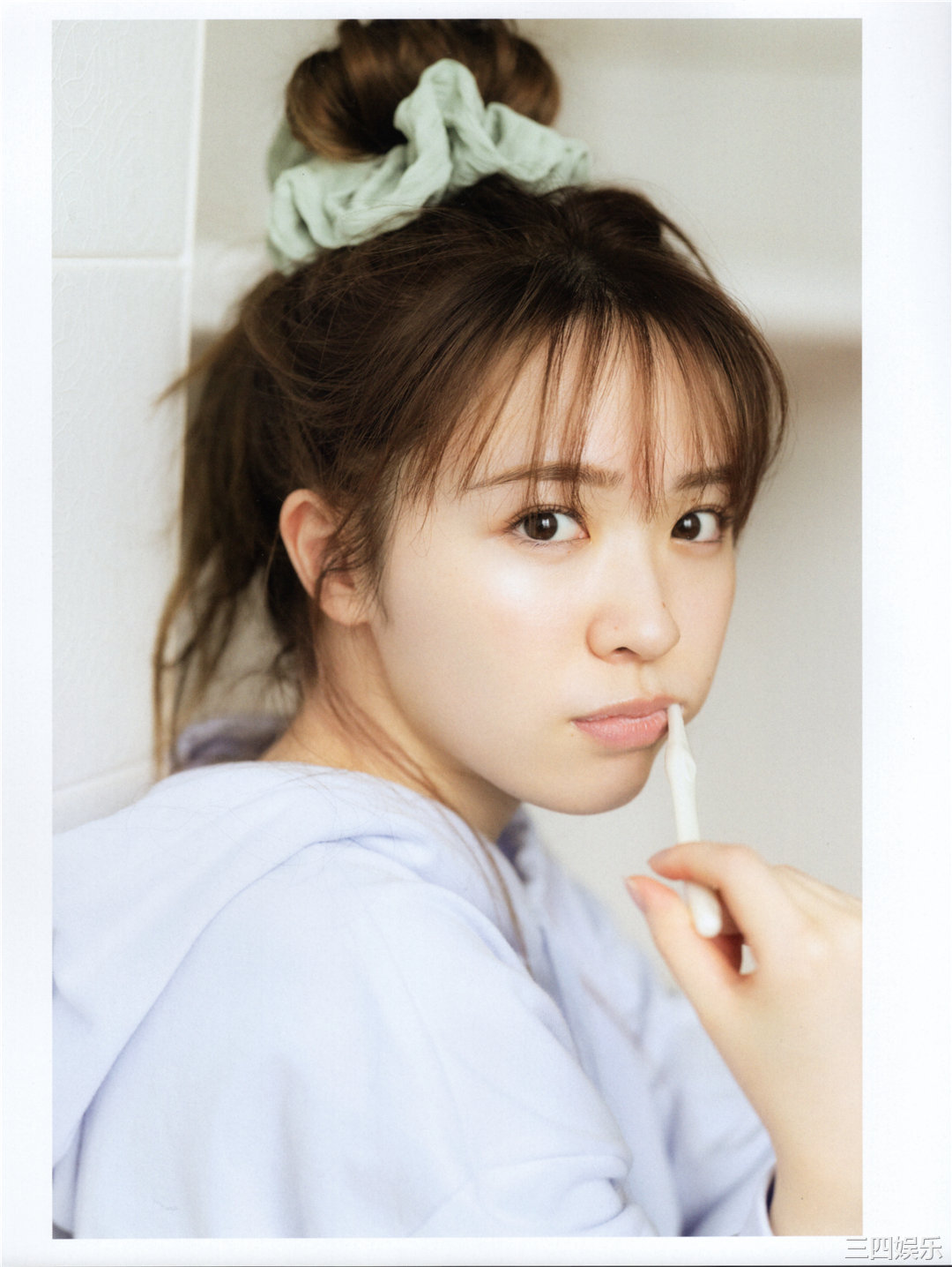 渡边米丽爱1ST写真集《消極的な華やかさ》高清全本