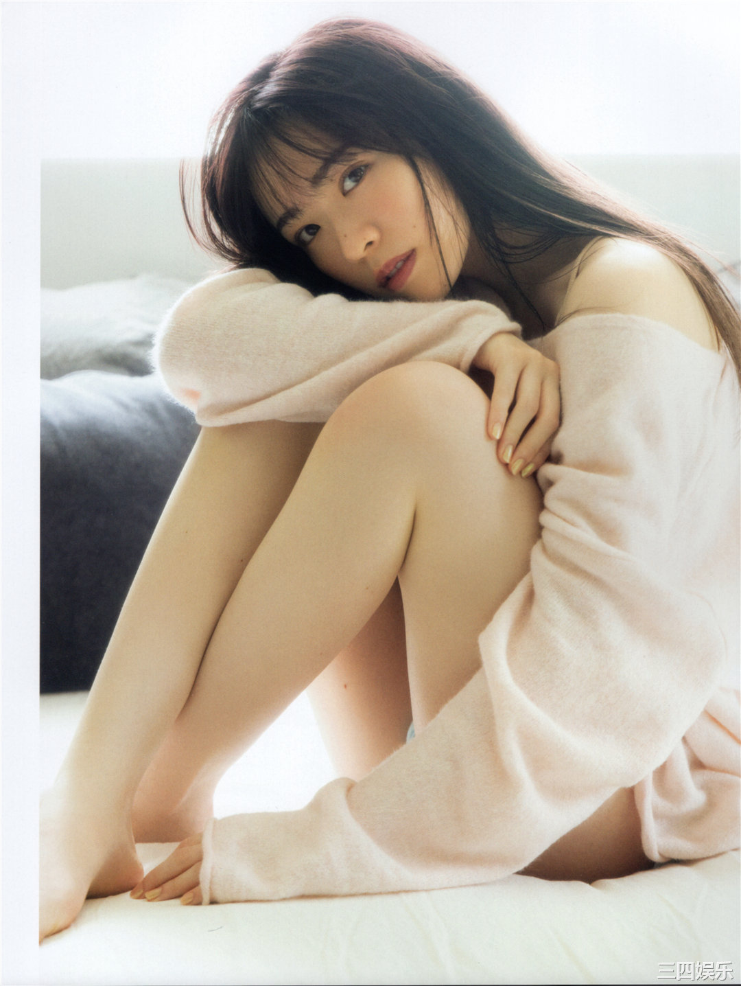 渡边米丽爱1ST写真集《消極的な華やかさ》高清全本