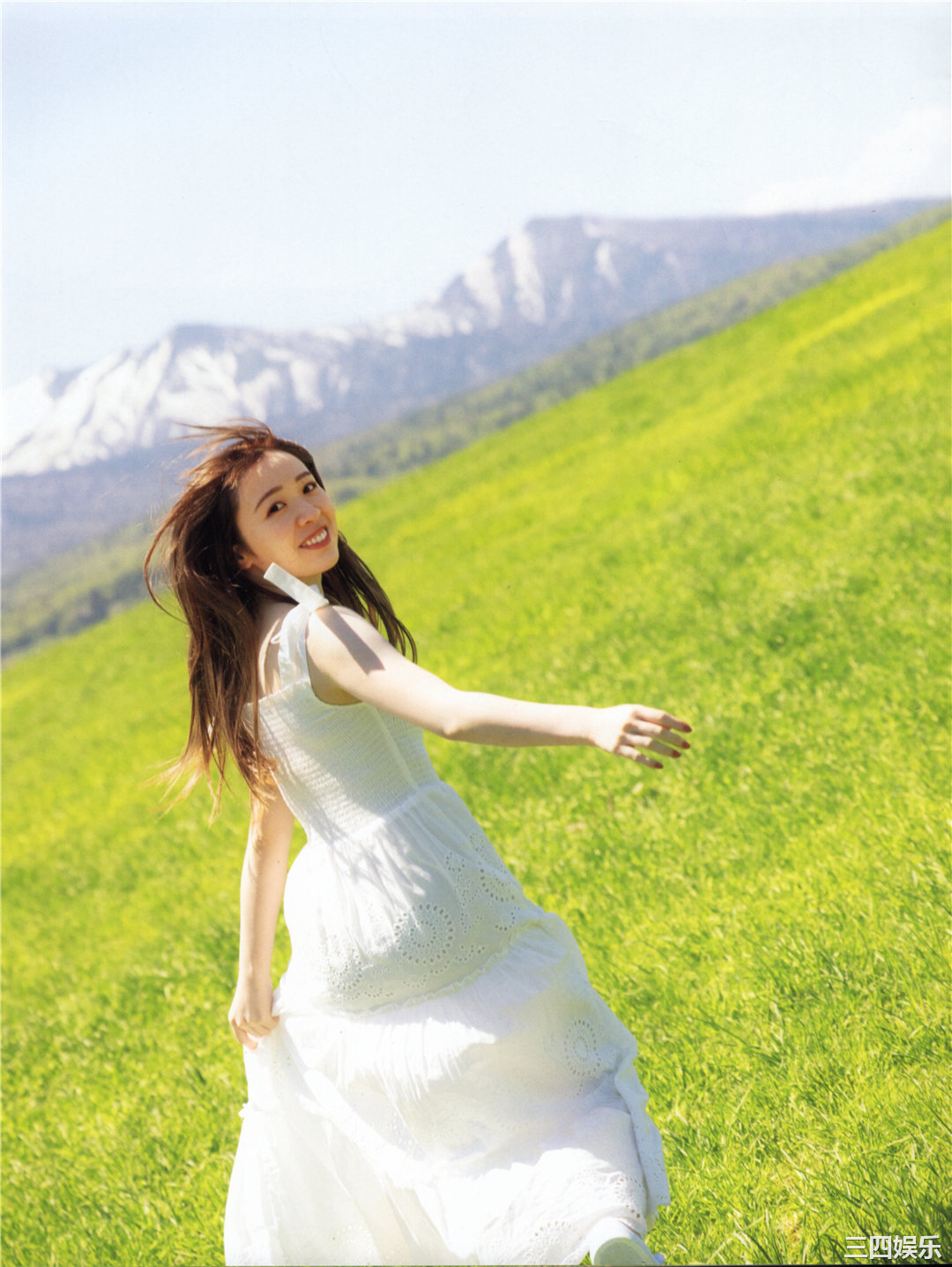 渡边米丽爱1ST写真集《消極的な華やかさ》高清全本